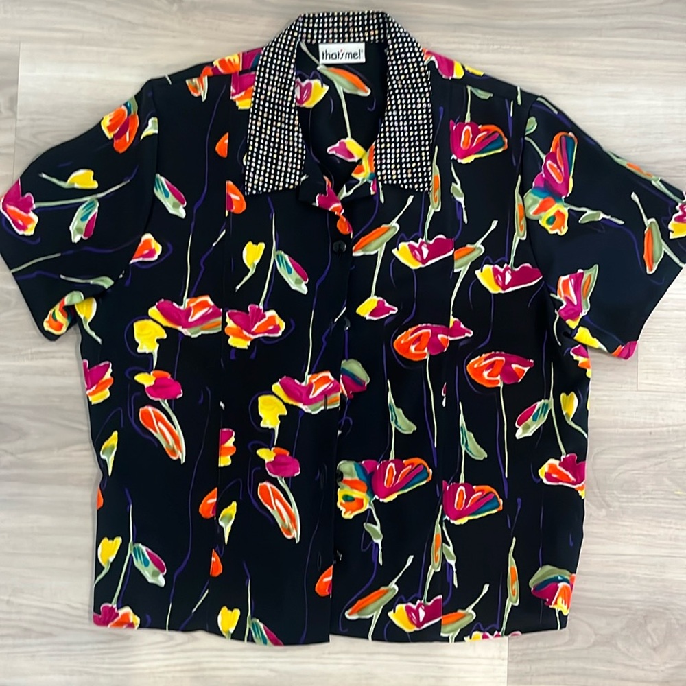 That’s Me floral blouse